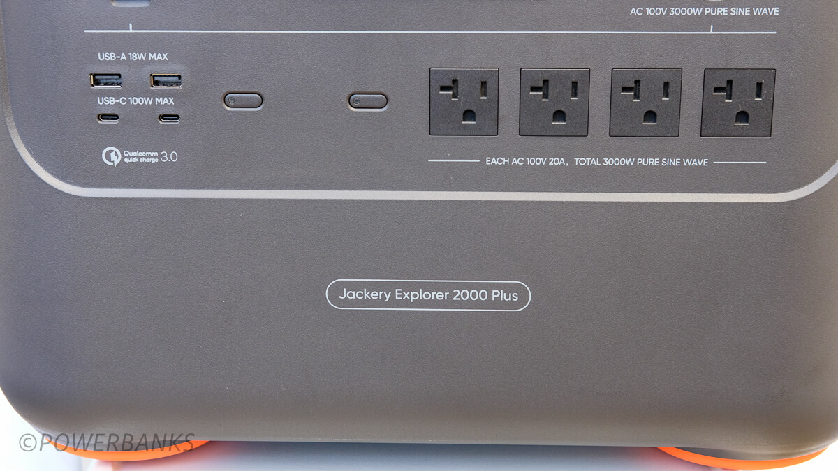Jackery ポータブル電源 2000 Plus